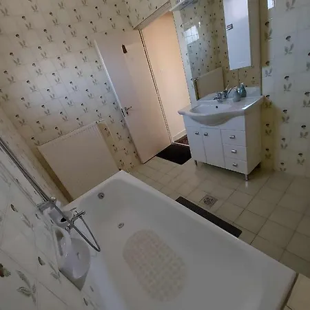 Istvan Vendeghaz Apartment Keszthely